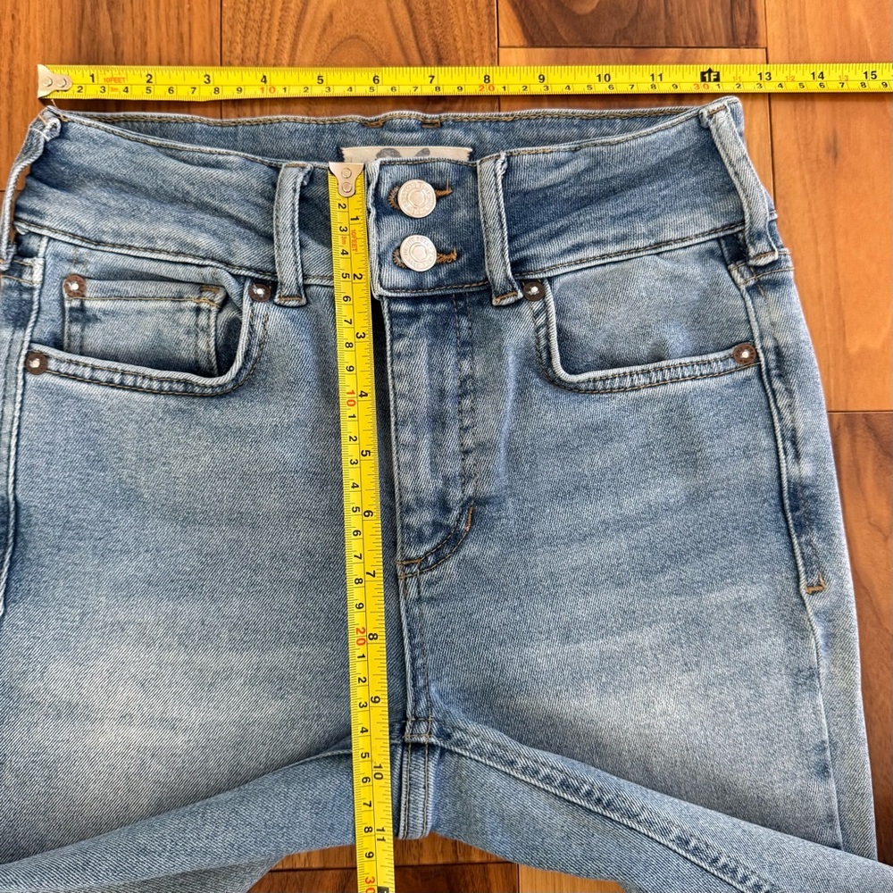 Free People We the Free Shayla Skinny Flare Jeans size 26 - Picture 13 of 15